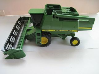 John Deere Farm Toy Tractor/combine 9600 1/20 Ertl