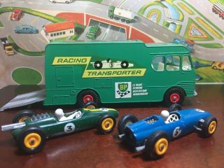 Vintage Matchbox Lesney,  Racing Car Transporter M - 6,  With 3 And 5 Cars -