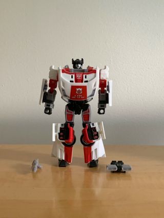 Transformers Generations Red Alert Deluxe Class Autobot