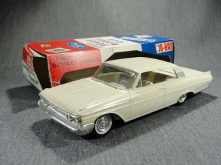 1/25 Scale Vintage 1961 Mercury Monterey Promo Model Car With A Jo - Han Box