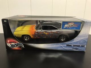 Hot Wheels Dodge Charger 1:18 1st Annual Collectors Nationals 2001
