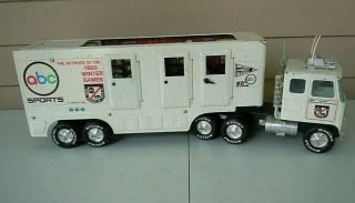 Nylint Abc Wide World Of Sports 1980 Winter Olympics Tv Tractor Trailer - Usa Made