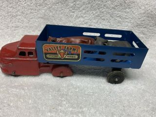 Wyandotte Vintage Toy Pressed Steel Valley Farms Truck