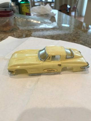 Vintage 1963 - 64 Corvette Ideal Motorific Car Body Only
