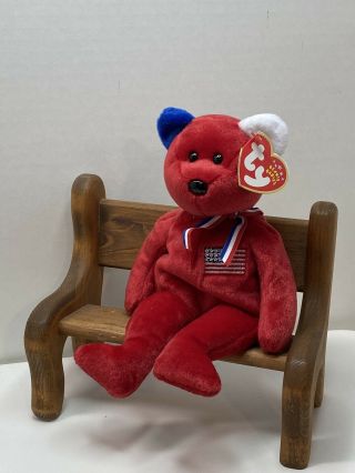 Ty Beanie Baby America (red) The Bear With Tag Retired Dob: 2002 (jw)
