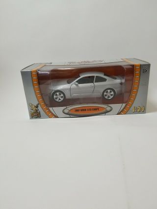 Bmw 2007 335i Coupe 1:24 Scale