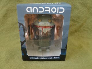 2010 Android Mini Collectible Halloween: Power Vampire By Andrew Bell