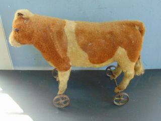 ANTIQUE STEIFF COW ON METAL WHEELS - 1920 ' s 3