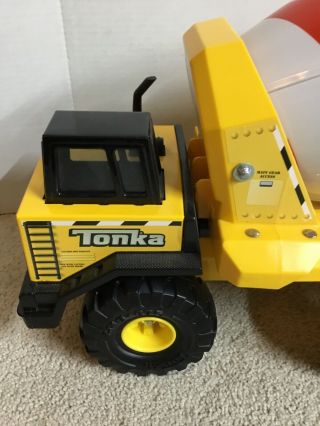 Tonka Large Cement Mixer Truck 2006 Red Stripes Barrel Construction Vehicle 20 