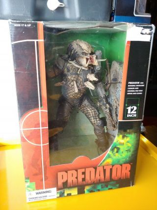 Mcfarlane Toys Predator 12 Inch Action Figure 2004 Alien Predators