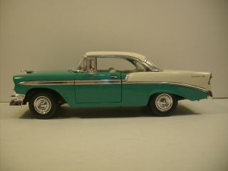 Collectible 1:18 Scale Green/white 1956 Chevrolet Bel Air Diecast By Road Tough