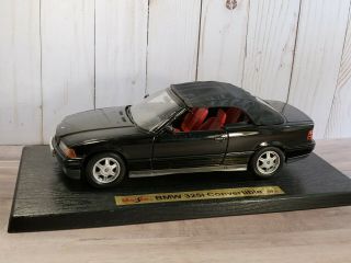 Maisto 1993 BMW 325i Convertible 1:18 Scale Diecast Model Car Black 2