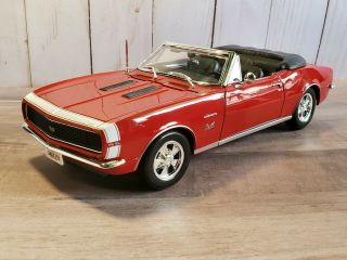 Maisto 1967 Chevy Camaro Rs/ss 396 Convertible 1:18 Scale Diecast Model 