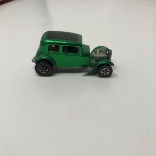 Hot Wheels Red Line 1968 Classic 32 Ford Vicky Green With Black Top