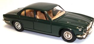 Solido Vintage No.  1096 1/43 Jaguar Xj12 Xj6 - British Racing Green Boxed