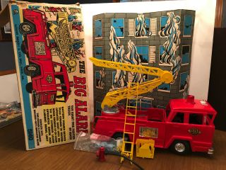 Marx Plastic Huge Big Alarm Fire Engine Truck 1960 