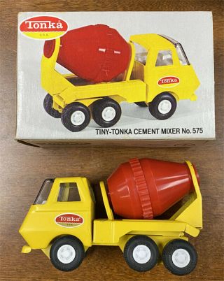 1969 Vintage Tiny Tonka 5 Inch Long No.  575 Cement Mixer Truck W/ Box