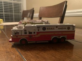 Limited Edition Code 3 Collectible Saulsbury Fire Apparatus Fdny Rescue 5