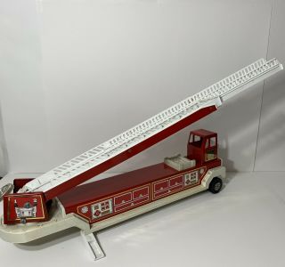Vintage Tonka Truck Fire truck 1 Metal Hook And Ladder Fire Engine 2