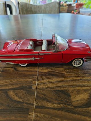 1960 Red Chevrolet Impala Convertible 1:24 Scale Diecast Franklin