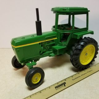 Toy Ertl John Deere 4430 Row Crop Tractor With Filler Caps