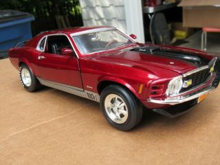 Ertl Limited Edition Ford Mustang Mach 1 / 18 Deep Cherry Red / Black Diecast