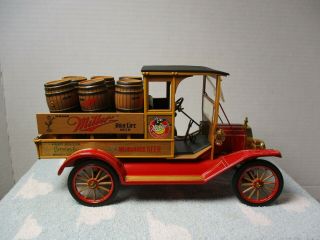 1/16 Franklin 1913 Ford Model T Miller High Life W/ 12 Barrels 2