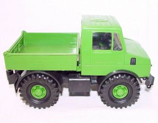 Bruder Germany 1:16 MERCEDES - BENZ UNIMOG 4x4 TRACTOR LORRY Plastic Old Version 3