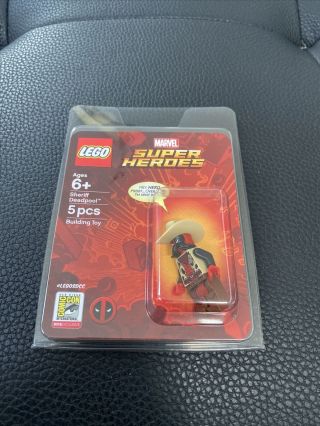 Lego Sdcc 2018 Exclusive Sheriff Deadpool Minifigure - Never Been Opened.