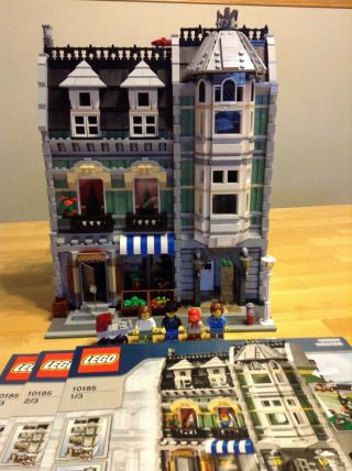 Lego Creator Green Grocer 10185 Complete W/instructions Modular Building