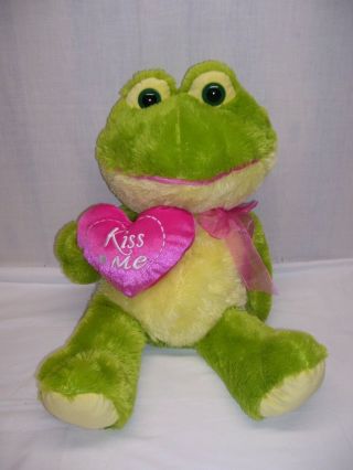 Jumbo Green Frog Dan Dee Collectors Choice Large Plush 27 " Valentines Day Kiss