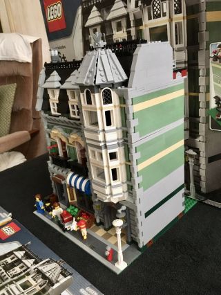 Lego Creator Green Grocer Set 10185 Modular Building 3
