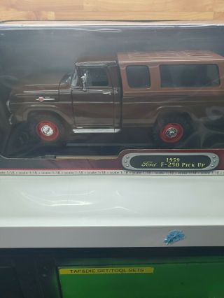 1:18 Brown 1959 Ford F - 250 Pick Up Road Signaturedeluxe Edition By Yat Ming - Lt 4
