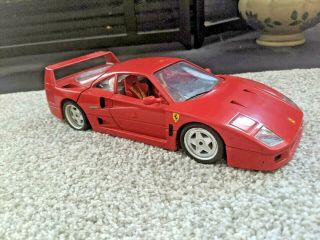 Burago 1/18 Scale Model Ferrari F40 1987 Made In Italy Red
