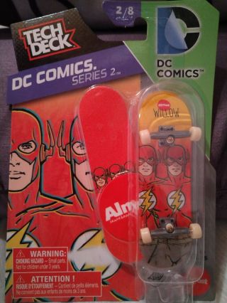 Ultra Rare Dc Comics Flash Number 2 Tech Deck Fingerboard Series