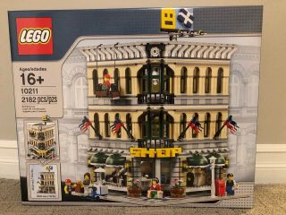 Lego Creator Grand Emporium 10211 & Factory Retired Modular