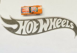 Hot Wheels 1981 Dixie Challenger Diecast Car With Flag
