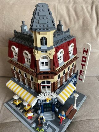 Lego Cafe Corner 10182 100 Complete With Instructions 3