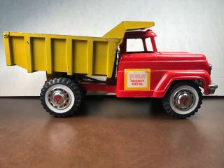 Vintage 1960’s Hubley Mighty Metal Dump Truck Red And Yellow