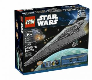 Lego Star Wars 10221 Star Destroyer.  Retired Set