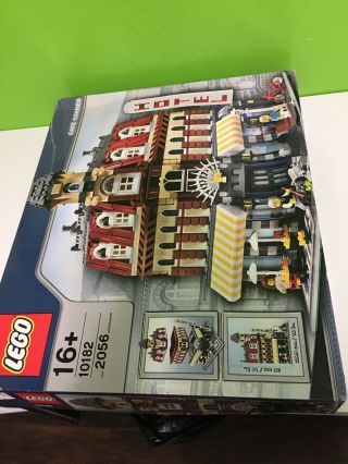 Lego Cafe Corner 10182 100 Complete With Instructions And Box.  No Minifigures