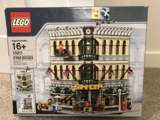 Lego Creator Grand Emporium (10211) Not Perfect Box,  See Pictures
