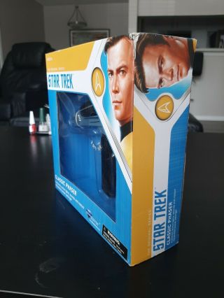 Star Trek By Diamond Select - The Series Classic Phaser Type - 2 (MISB) 2