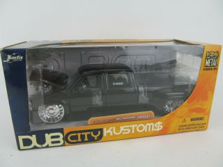 1999 Chevy Silverado Dooley 1:24 Die - Cast Dub City Kustoms 2005 Jada Toys
