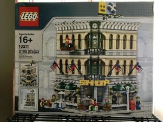 Lego Grand Emporium (creator) Set 10211 - Retired New/sealed