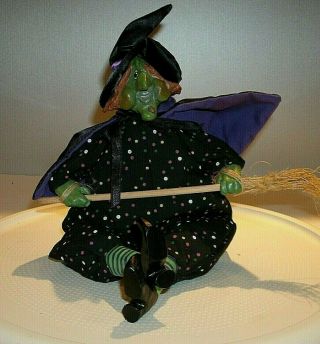 Russ - Berrie Halloween Gizelda Witch Shelf Sitter Kathleen Kelly Critter Factory