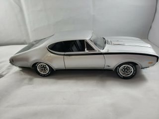 Diecast - 1/18 Ertl American Muscle 1968 Oldsmobile Hurst Limited To 9996