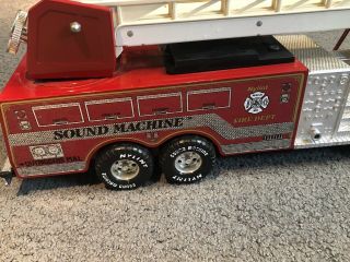 Nylint Water Cannon Fire Truck Sound Machine 1980 ' s,  Vintage Metal and Plastic 3