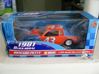 1981 Richard Petty Stp Buick Regal 1:24 Racing Champions