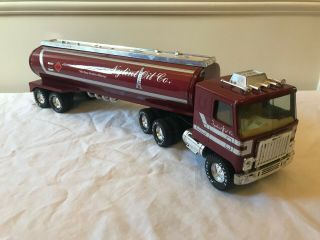 Vintage Nylint Oil Company 18 Wheeler Oil Tanker Toy " We Keep America Moving "